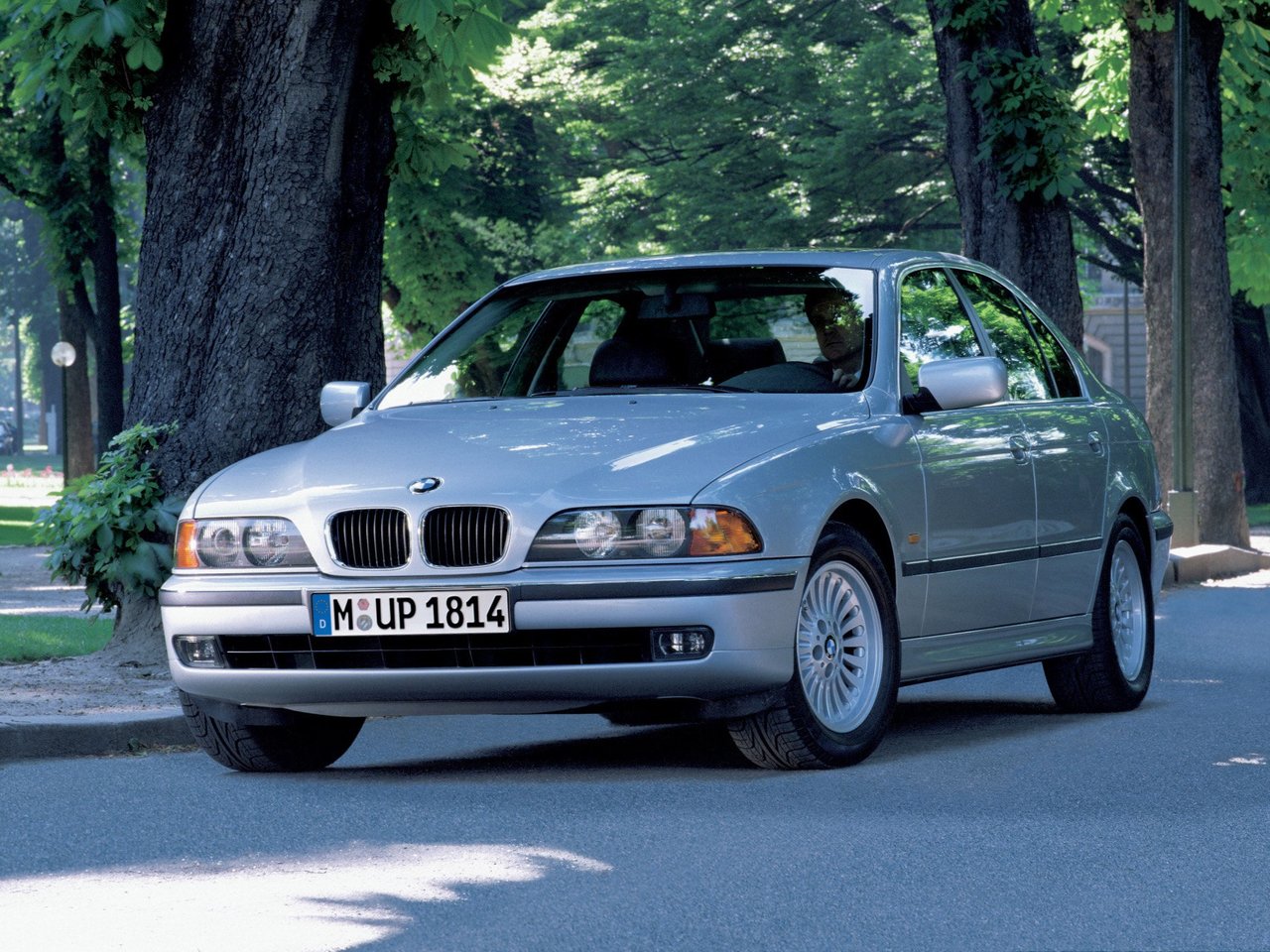 IV (E39) (1995–2000)